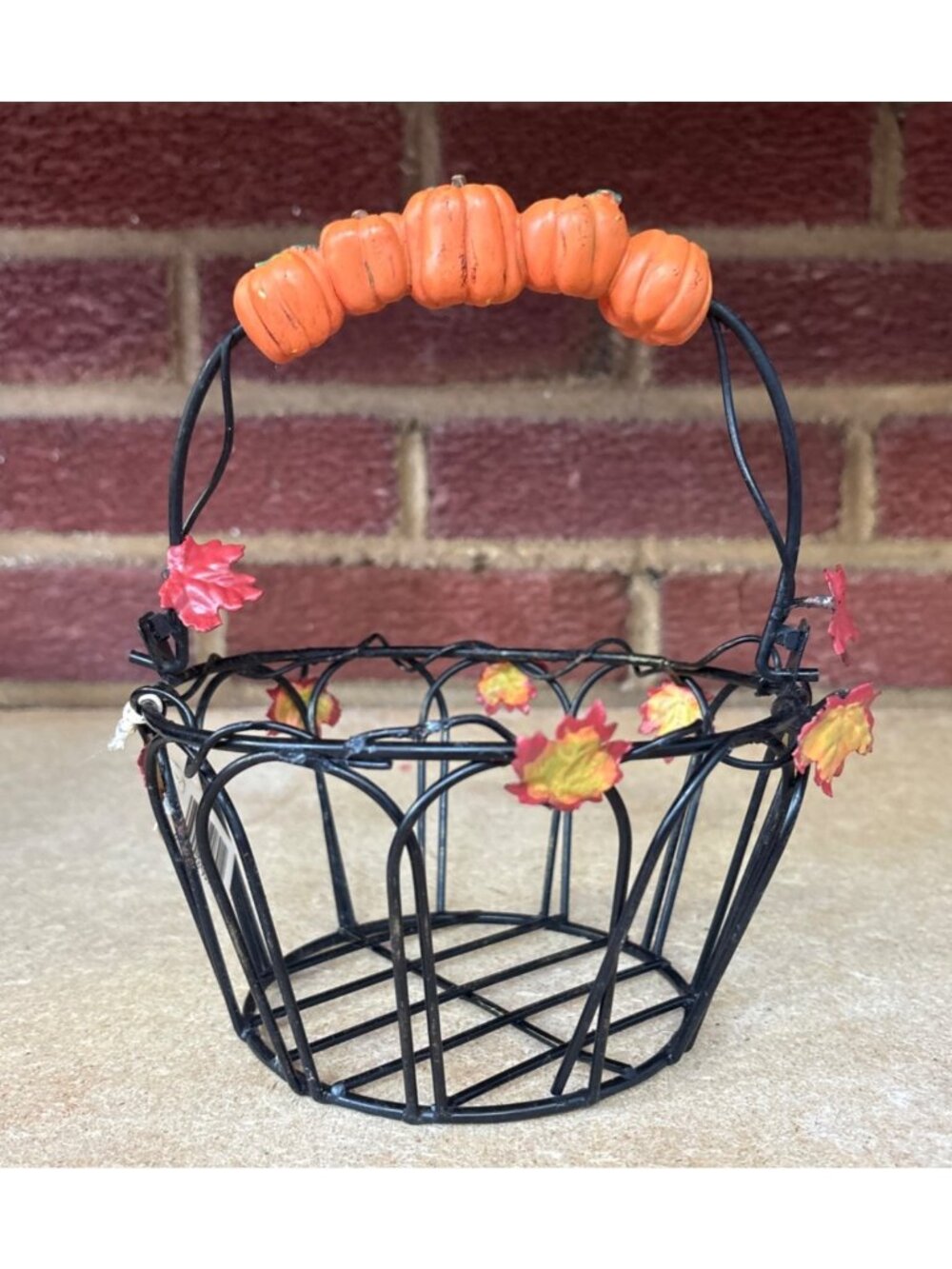 Small Black Wire Metal Basket w/ Pumpkin Handle & Fall Leaf Accents Russ #10300